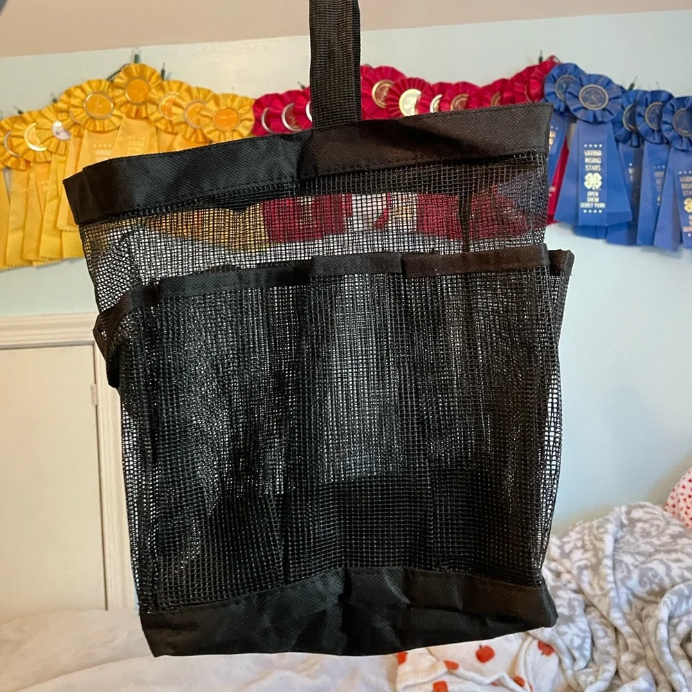 Mesh shower caddy